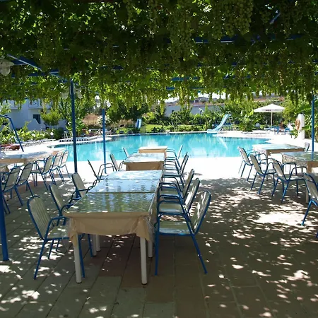 Hotel Garden 2*
